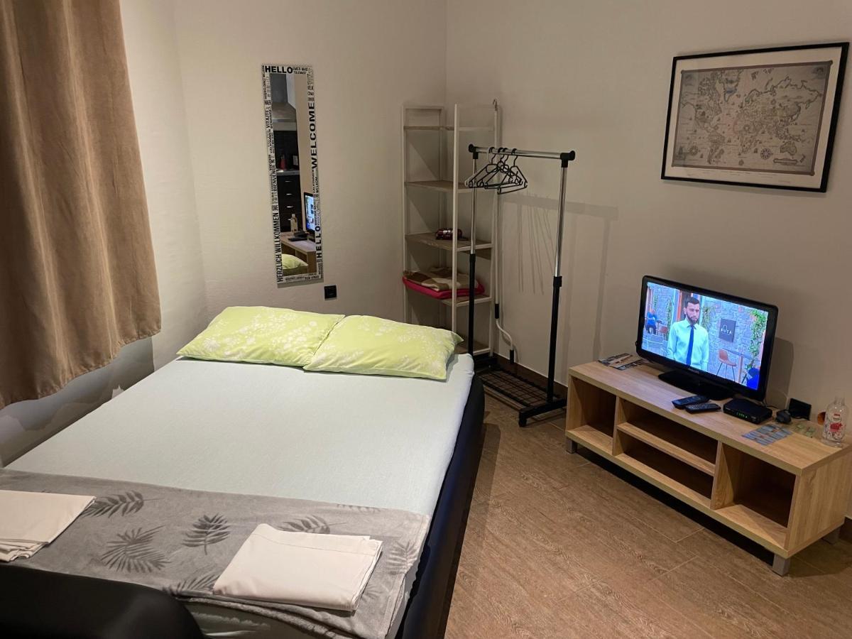 Apartmani Bm Biograd Na Moru Extérieur photo