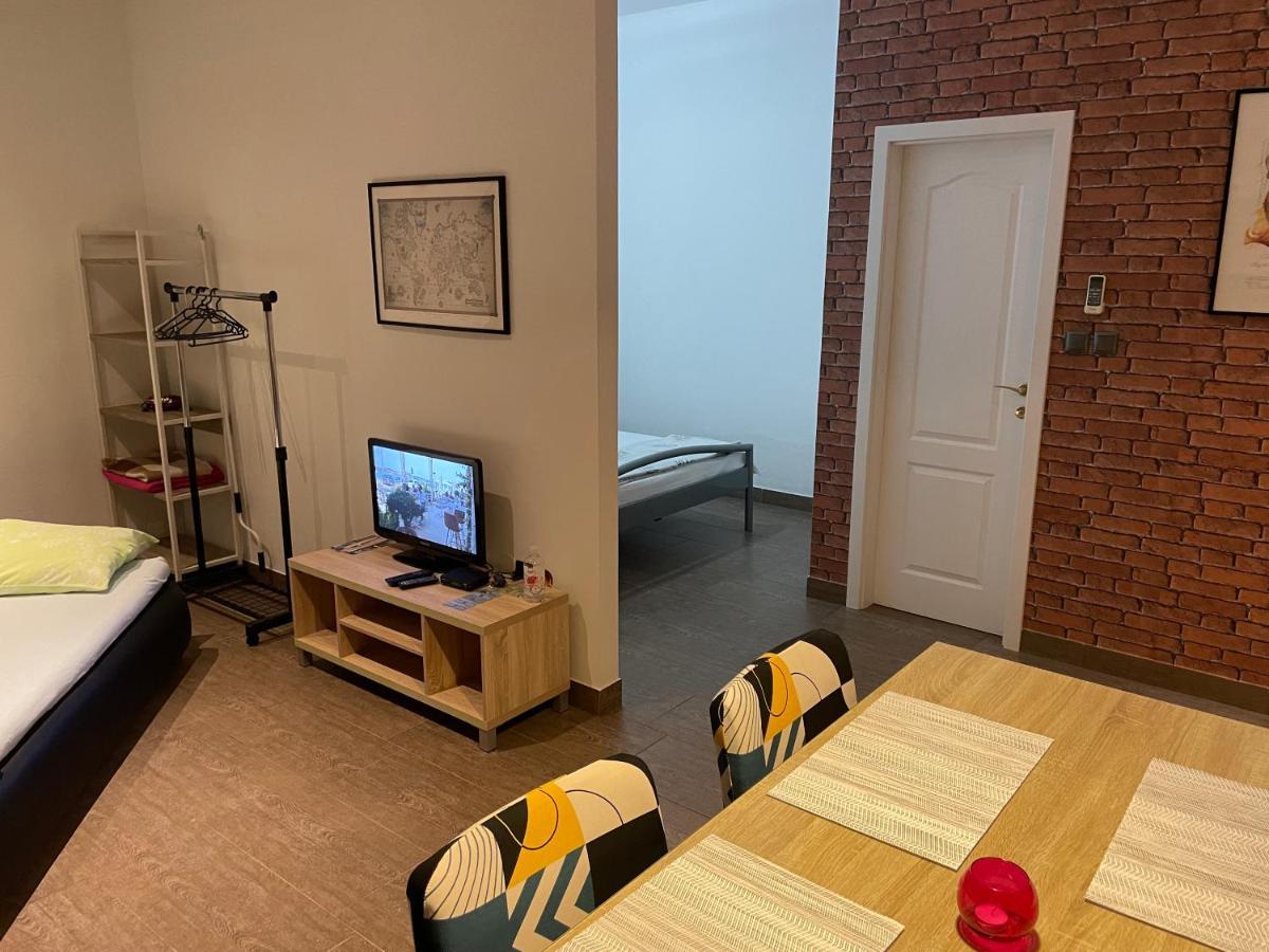 Apartmani Bm Biograd Na Moru Extérieur photo