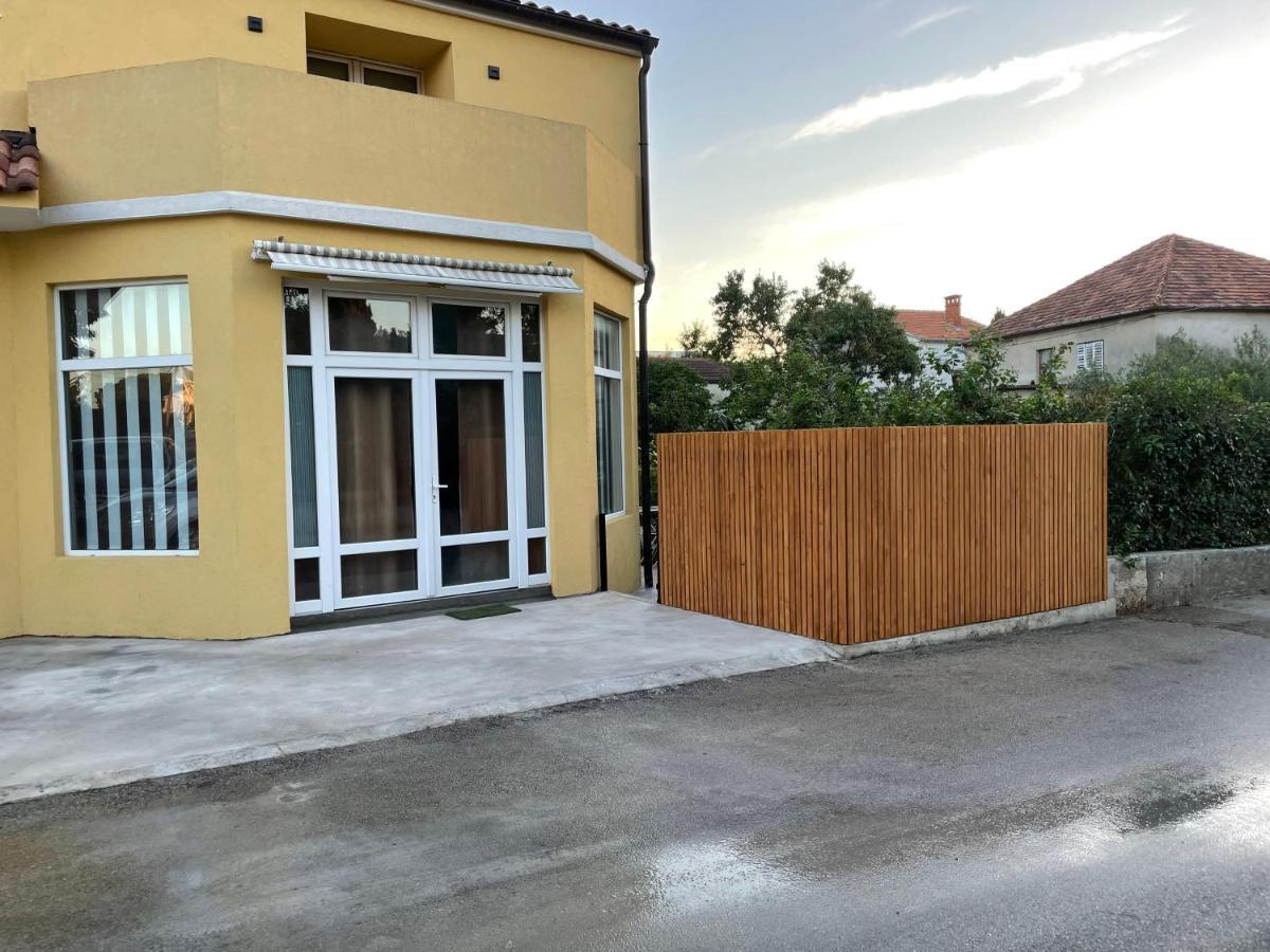 Apartmani Bm Biograd Na Moru Extérieur photo